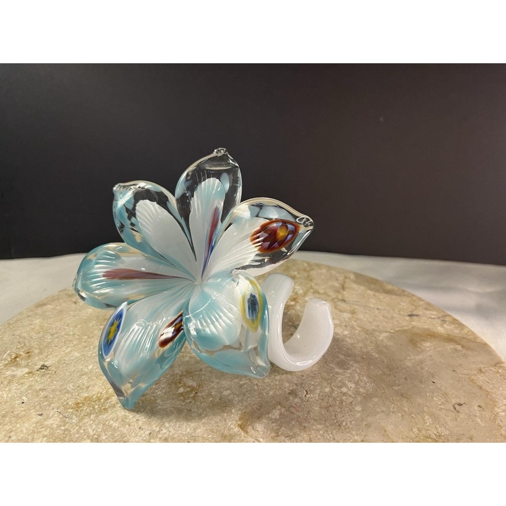 Murano 5.5" Hand Blown Glass Lily 6 Petal Flower Art Glass Spiral Stem Blue